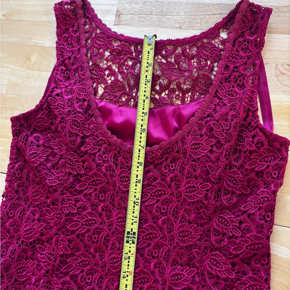 Women’s Cocktail Burgundy Dress Lace Sleeveless Midi Sz 10 Holiday Party - Picture 3 of 8